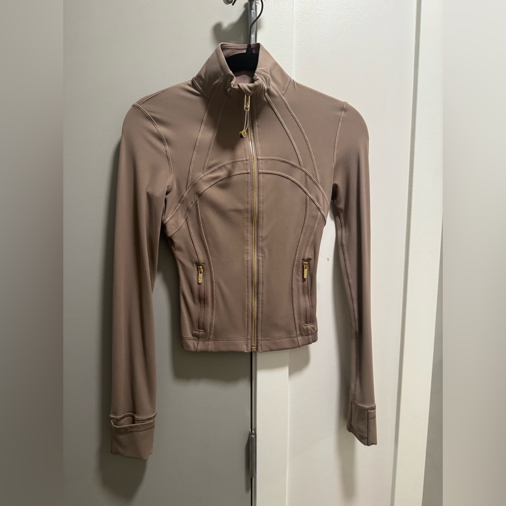 SOLD ‼️ Cropped Define Jacket Size 0 Brown Gold - Taupetastic